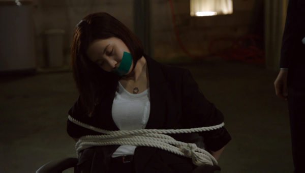 Bad Thief Good Thief, Seohyun, Lim Ju-eun bound and tape gagged thumbnail