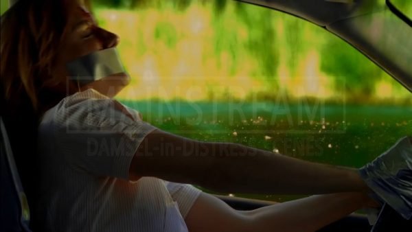 CSI Miami, Lisa Sheridan taped to steering wheel and tape gagged 05