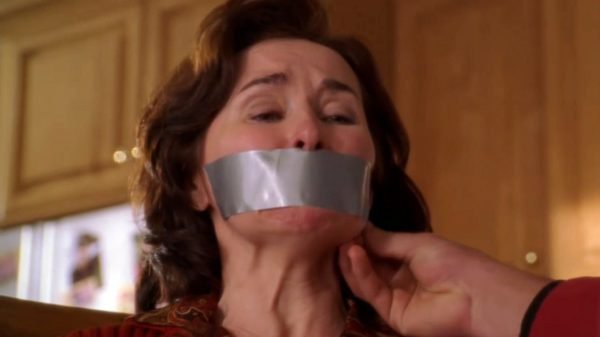 Smallville, Catherine Barroll chair tied and tape gagged thumbnail