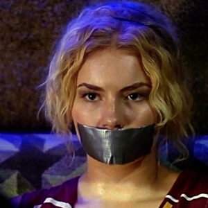 Elisha Cuthbert kidnapped, bound and tape gagged in 24 thumbnail