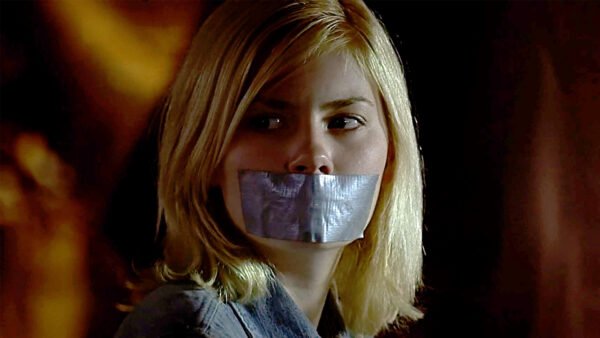 Elisha Cuthbert kidnapped, bound and tape gagged in 24 thumbnail